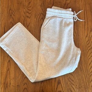 Love Streak Women’s Sweat Pants

Size L